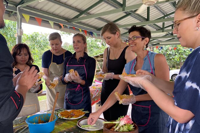 Indigenous Home Cooking Class With Market Tour - Meeting and Pickup Options