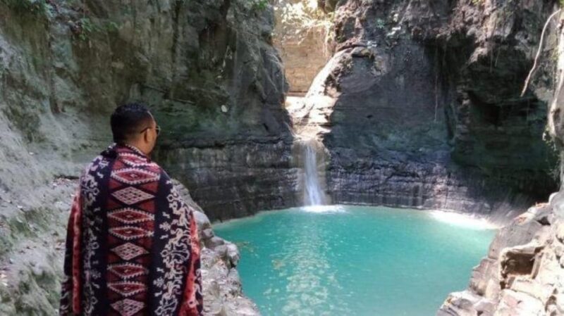 Individual Route Sumba - Private Driver - Free WI-FI - Key Points