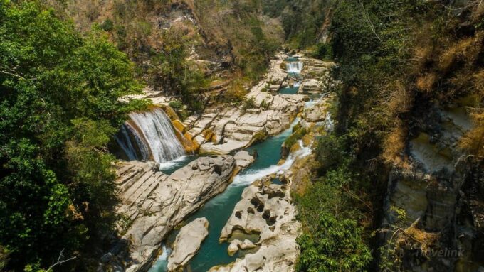 Individual Route Sumba - Private Driver - Free WI-FI - Tour Requirements