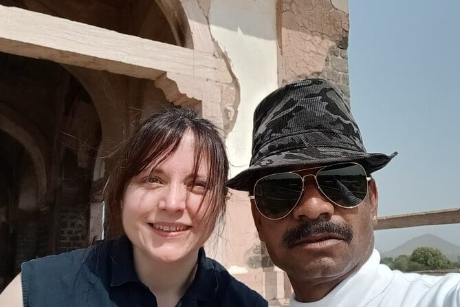Indore to Mandu and Maheshwar: A Heritage Day Tour - Taking in Maheshwar Forts Regal History
