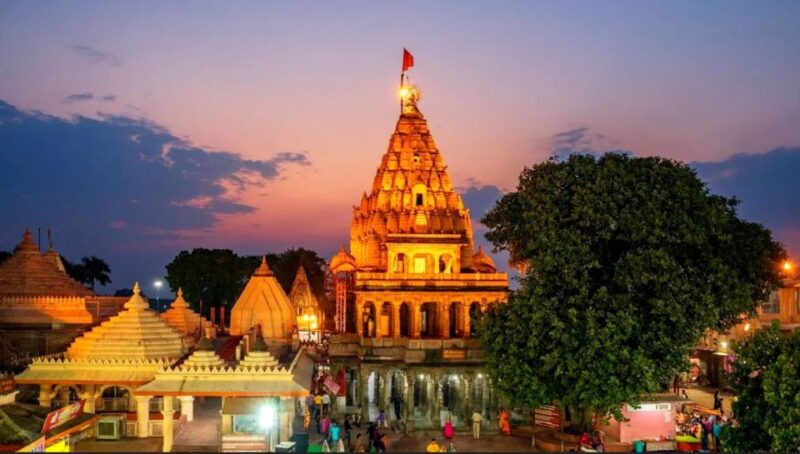 Indore/Ujjain: 2-Day Tour With Mahakaleshwar Temple & Hotel - Key Points