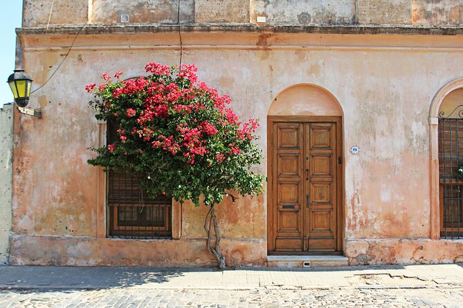 Indulge in a Private Day Experience to Colonia Del Sacramento! - Key Points