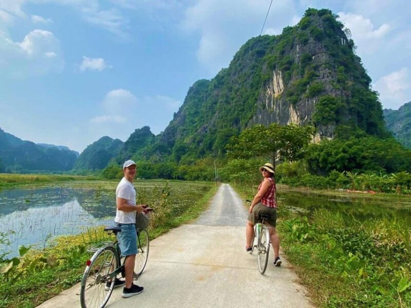 Indulge in Hoa Lu - Tam Coc/Trang An - Mua Cave - Boat Ride Options