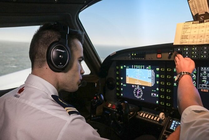 Initiation to Piloting Simulator in Gatineau-Ottawa - Simulation Session