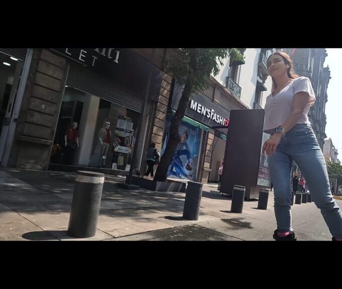 Inline Skate Rentals in Mexico City (Central Area) - Neighborhood Exploration