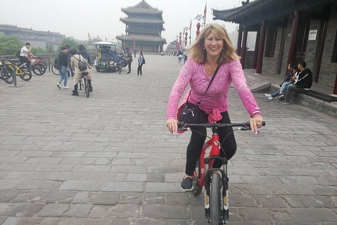 Inner City Private Day Tour To Big Wild Goose Pagoda, City Wall &Muslim Quarter - Big Wild Goose Pagoda
