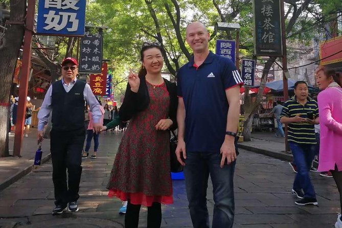 Inner City Private Day Tour To Big Wild Goose Pagoda, City Wall &Muslim Quarter - Exploring the Muslim Quarter