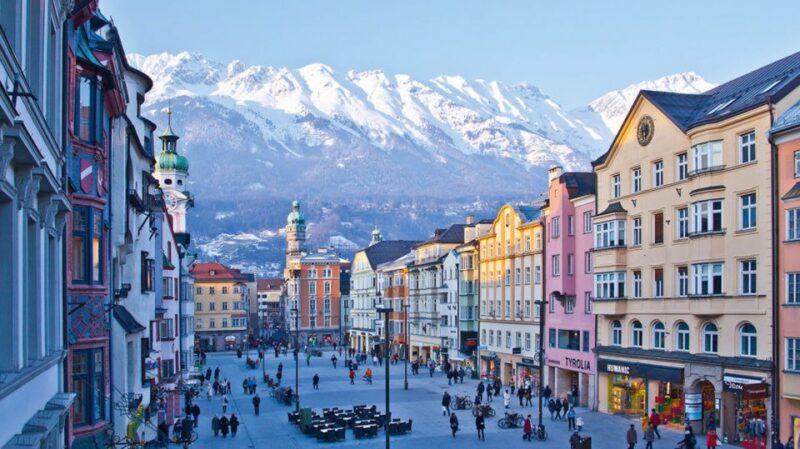 Innsbruck: City Card Including Public Transport - Admission to Museums and Attractions