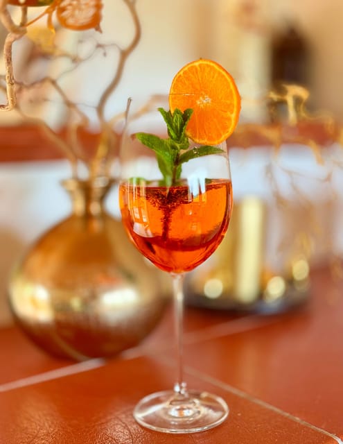 Innsbruck: History and Drinks - Tour Details