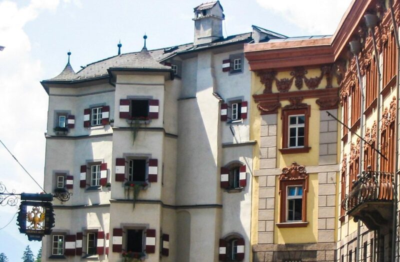 Innsbruck: Private Architecture Tour With a Local Expert - Personalized Tour Tailored to Your Interests