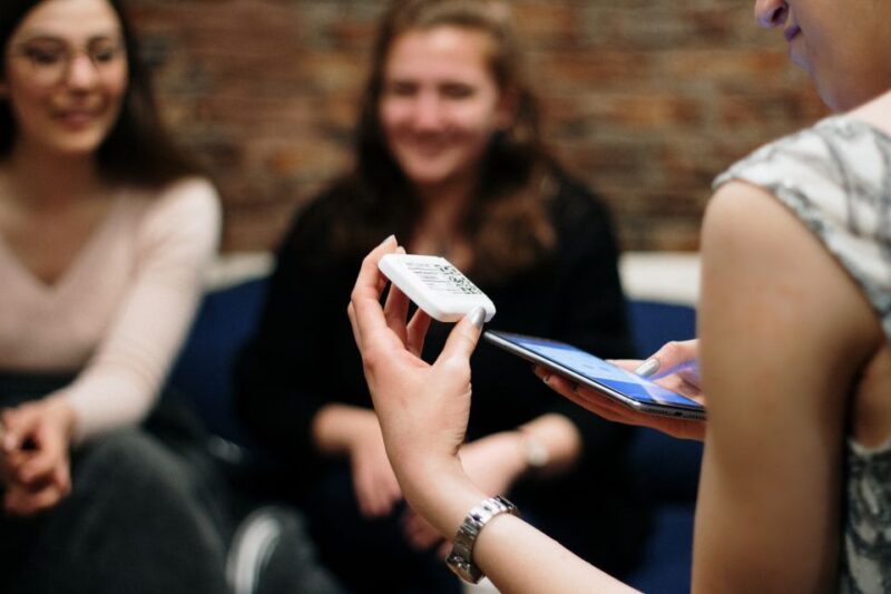 Innsbruck: Unlimited 4G Internet in the EU With Pocket Wi-Fi - Battery Life