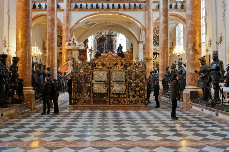 Innsbrucks Art and Culture Revealed by a Local - Explore the Pilgrimage Route