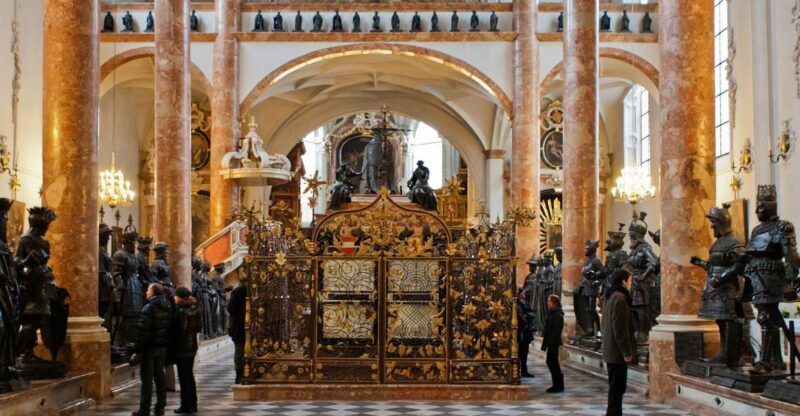 Innsbrucks Art and Culture Revealed by a Local - Uncover the Austrian Crystals