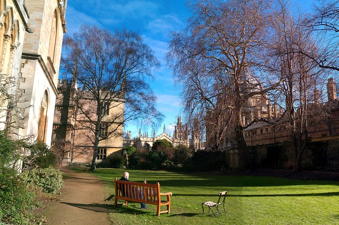 Inspector Morse Oxford Small Group Public Tour at 12.00 - Tour Duration and Group Size