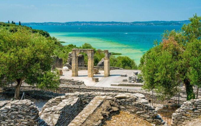 Inspiring Family Walking Tour in Sirmione - Grotte Di Catullo Tour