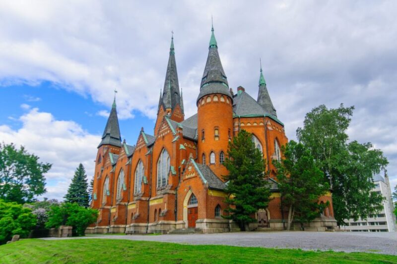Inspiring Turku - Walking Tour - Explore Riverboats Aura and Jakke
