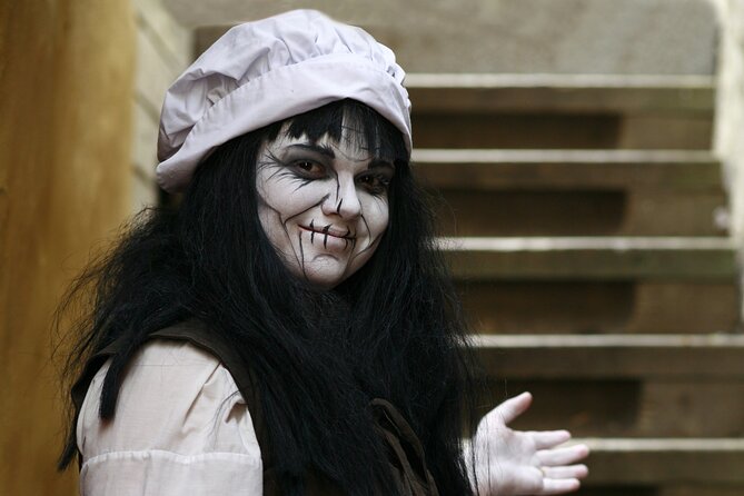 Interactive Street Theatre Crimes in New France - Meeting and Pickup
