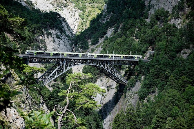 Interlaken and the Green Train of Swiss Alps Day Trip From Milan - Tips for the Best Train Experience