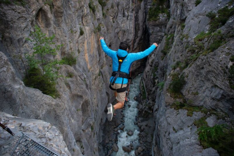 Interlaken: Canyon Swing in Grindelwald - Adrenaline-Pumping 50-Meter Free Fall