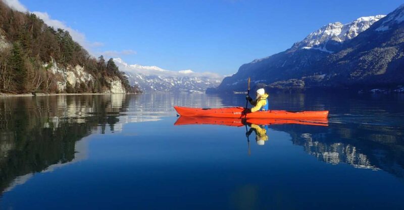 Interlaken: Winter Kayak Tour on Lake Brienz - Guided Tour for Safety