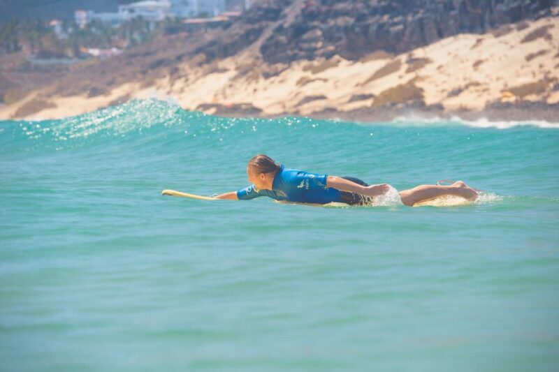 Intermediate & Advanced Surf Course in Fuerteventura's South - Instructor Expertise