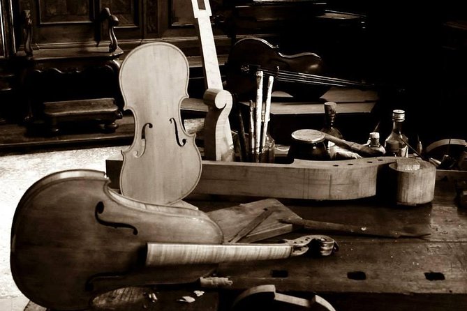 Interpreti Veneziani Concert in Venice Including Music Museum - Logistics and Accessibility