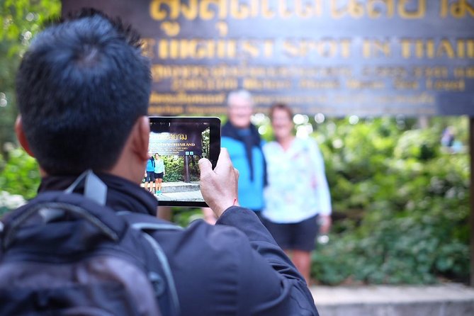 Inthanon Day Trip From Chiang Mai With Lunch - Group or Private - Twin Pagodas and Waterfall