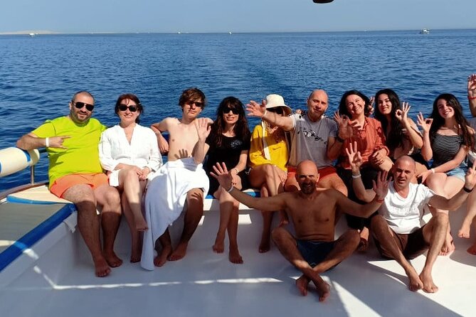 Intro Diving 2 Stops for Beginners With Pick-Up and Lunch - Hurghada - Professional Instruction and Safety