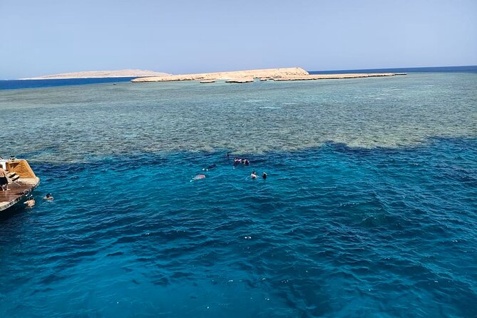 Intro Diving Beginner and Discover Red Sea Underwater - Group Size and Pickup