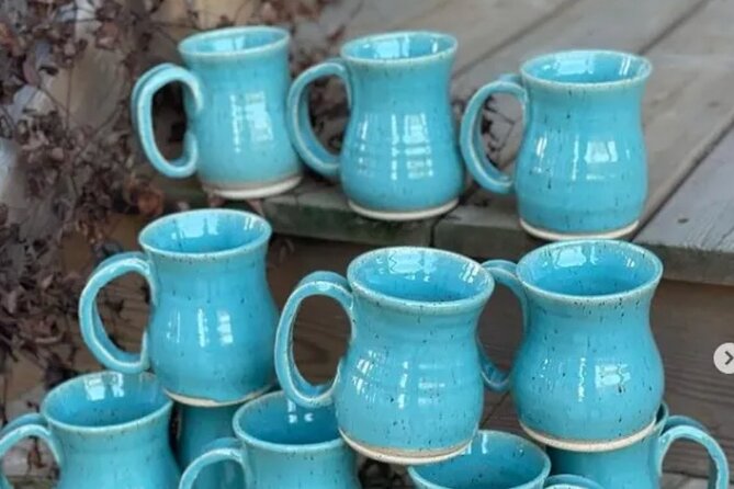 Introduction to the Pottery Wheel - Shaping the Clay