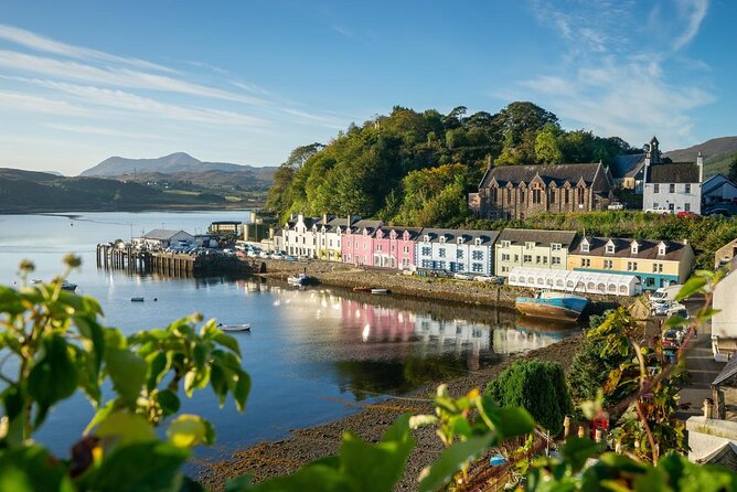 Inverness Day Out: Snapshots of Highland Splendor - Connecting With the Friendly Local Community