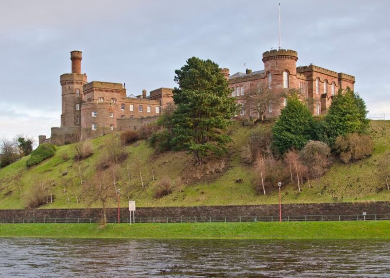 Inverness Whirl: Iconic Landmarks & Highland Highlights - Tour Highlights
