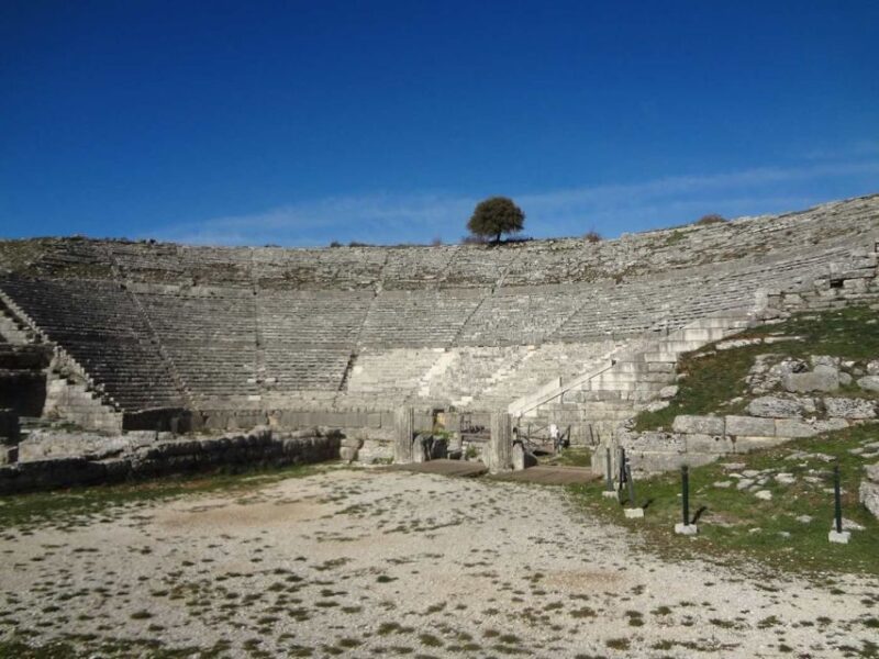 Ioannina: Dodoni Theater & Archaeological Museum Tour - Capacity of Dodoni Theater
