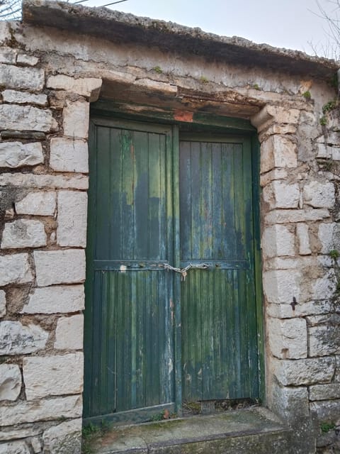 Ioannina, Tour the Citadel. - Frequently Asked Questions