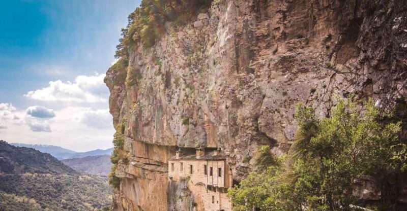 Ioannina: Tzoumerka Sightseeing Tour - Visiting Kipina Monastery