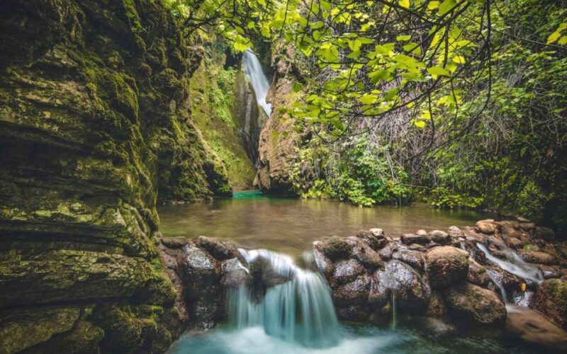 Ioannina: Tzoumerka Sightseeing Tour - Anemotripa Cave and Kouiassa Waterfall