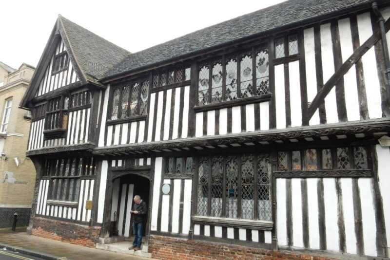 Ipswich: Quirky Self-Guided Heritage Walks - Wheelchair and Buggy-Friendly Walks