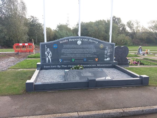 IRA Troubles Conflict Private Tour Museum Graves Murals and Political Analysis - Significant Sites and Locations