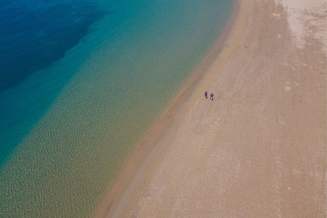 Iraklia and Schinoussa Day Cruise From Naxos With Lunch - Capacity and Accessibility