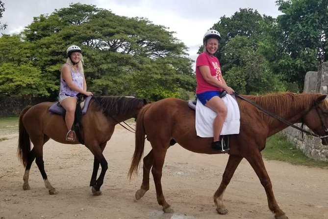Irie Blue Hole + Horseback Ride & Swim Adventure From Ocho Rios - Horseback Riding Experience