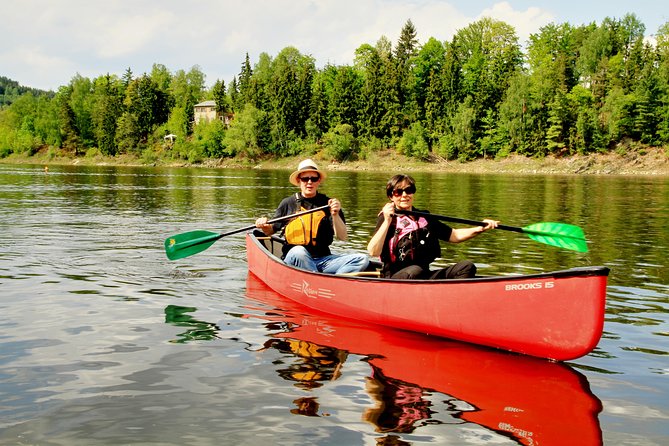 Iron Curtain / Green Ribbon Kayak Tour - Operating Hours