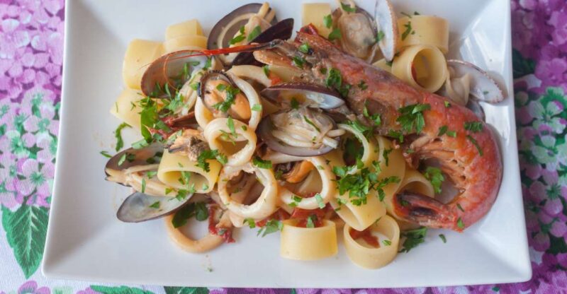 Ischia: Dining Experience at a Locals Home - Dining Details