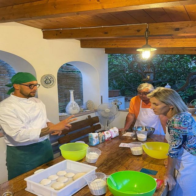 Ischia: Pizza Making Class With Drink Included - Personalized Instruction