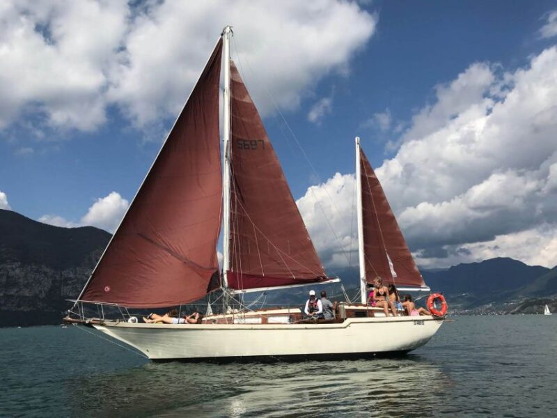 Iseo Lake: Tours on a Historic Sailboat - Customer Reviews