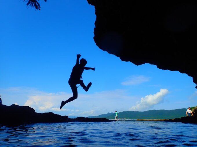 Ishigaki Island: Kayak/Sup and Snorkeling Day at Kabira Bay - Tour Duration and Language Options