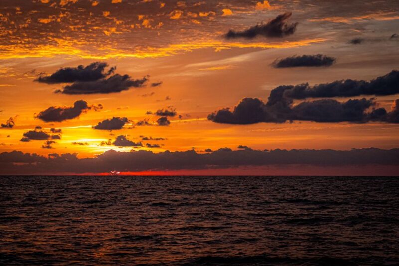 Ishigaki Island: The Best Sunset Cruising - Sunset Viewing Progression