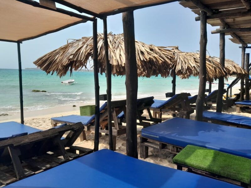 Isla De Baru Playa Blanca - Amenities and Services