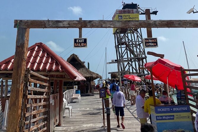 Isla Mujeres Basic Tour in Catamaran With Snorkel and Open Bar - Pricing and Offers