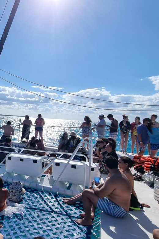 Isla Mujeres by Catamaran - Inclusions