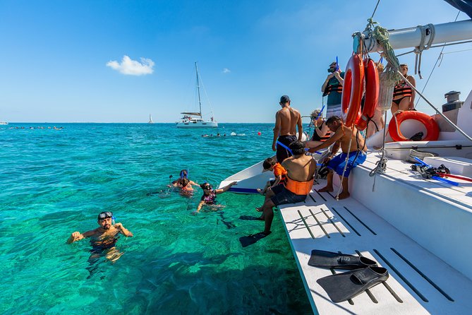 Isla Mujeres Catamaran, Open Bar and Optional Buffet Lunch - Age Restrictions and Fees
